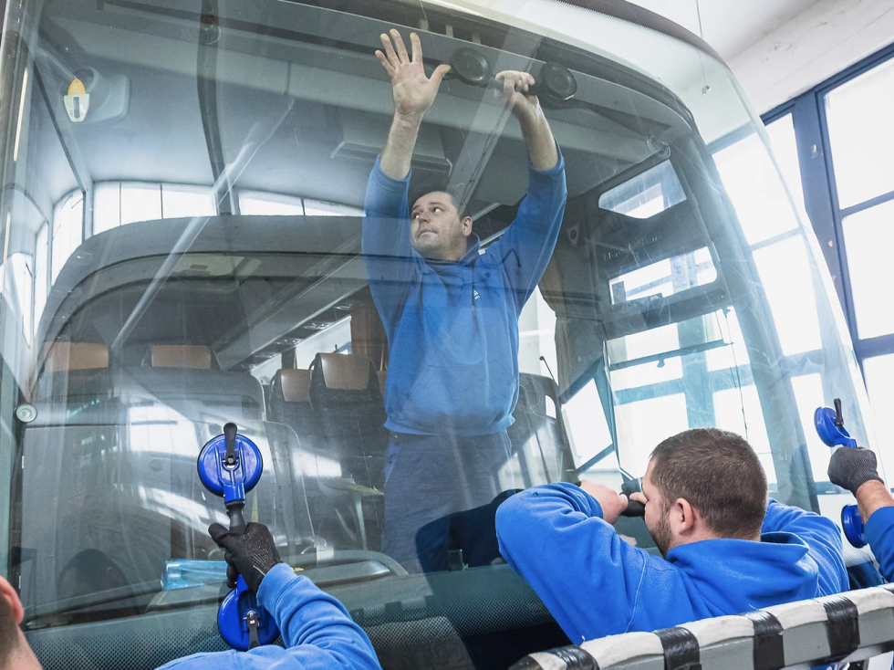 Keo Baiyun dán kính chắn gió ô tô, xe tải, xe buýt, phương tiện đường sắt